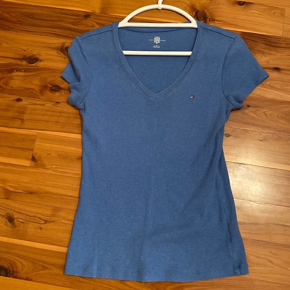 Tommy Hilfiger t shirt